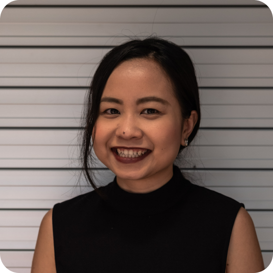 スタッフ写真 2